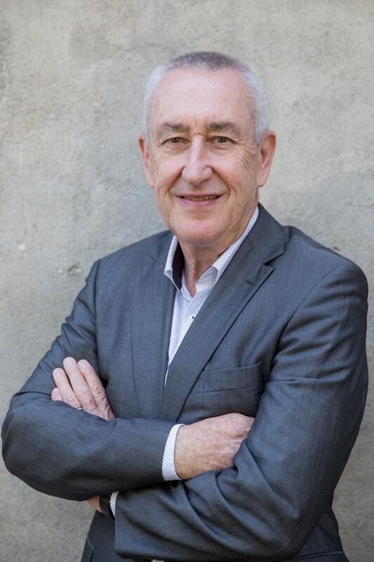avlaw-founding-director-ron-bartsch-awarded-an-order-of-australia-ao-img3